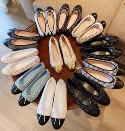 Chaussures de créateurs Brand Paris Designer Ballet Flats chaussures Femmes Quilted Great Le cuir Slip on Ballerina Luxury Round Toe Dames Dames Shoes Chaussures Slingbacks 35-42