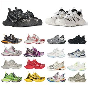 Chaussures de créateurs Paris Hommes Femmes Triple S Luxe Casual Baskets Extraordinaires Designers Plateforme Sneaker Paris Cuir Hommes Noir Blanc Glod Gris Formateurs TAILLE 35-45