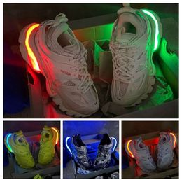 Designer schoenen Parisiga Shoe Track Led Track Runners 3.0 Triple S Heren Casual Vintage Platform Sneakers Black White Ancien Daddy Dames Trainers Trainers