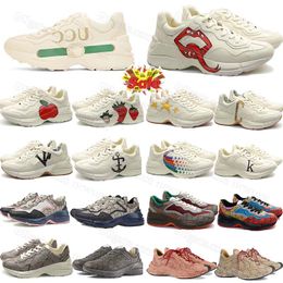 Designer Casual Chaussures Hommes Femmes Rhython Baskets Vintage Logo Ivoire Bouche Starwberry Beige Ebony Tiger Rainbow Glitter Blanc Stamp Duty Soft Leather Head Deluxe