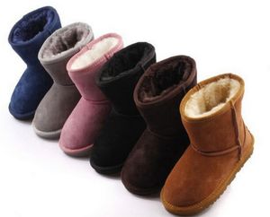 Bottes de neige de créateur pour enfants Boots en daim de fourrure classique en cuir garçons et filles chaussures de style enfants