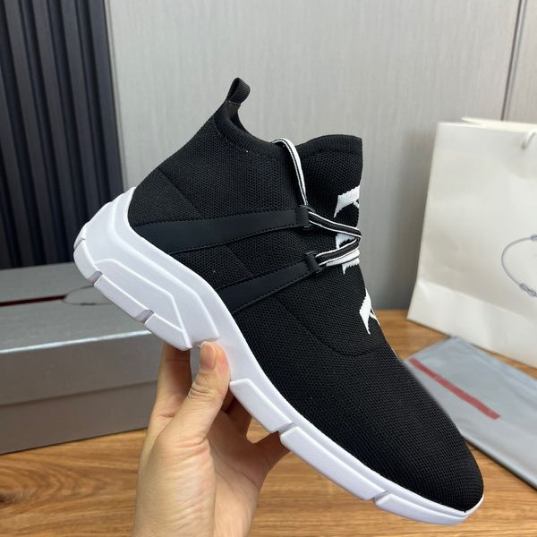 Chaussures de designer Chaussures chaussures de course plate-forme hommes Calzature Knit Knit's Chaussures Men's Trainer Runner Sneaker Sock Shoe Mens Sneakers