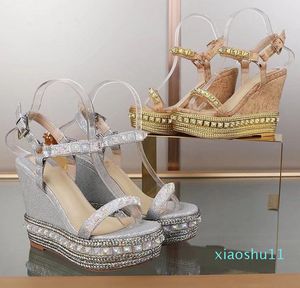 Designer -shoes d'été talon haut talon sandales plate-forme perle cristal diamant boucle boucle