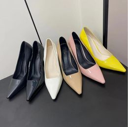 Chaussures de créateurs The Row Femmes Lana Escarpins en cuir verni Mode Appartements Marion Bellet Chaussures habillées Taille 35-40