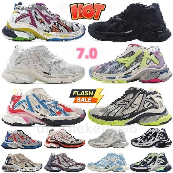 Chaussures de créateurs Tracks 7.0 Runners Casual Shoe Platform Running Graffiti Blanc Noir Transmettre Femmes Hommes Tracks Formateurs Runner 7 baskets