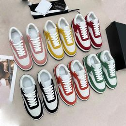 Designer Chaussures Femmes Tissu Sneaker Suede Luxe Casual Chaussure Low Cut Sneakers Running Trainers