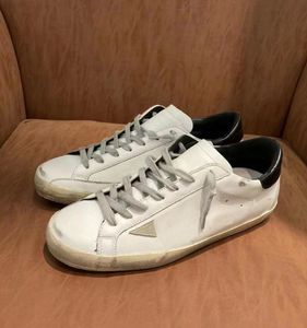 Chaussures de créateurs Femmes Golden Goode Sneakers hommes décontractés Real Le cuir relem