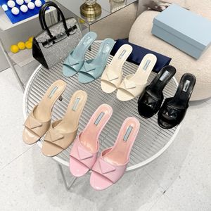 Designer schoenen vrouwen schoenen fluweel schoenen sandaal trouwschoenen platte bodem slippers scherpe puntige driehoekige knop formele sandaal modieuze hak met hoge hakken slipper