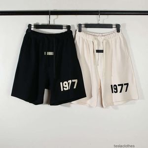 Designer Short Fashion Vêtements décontractés Shorts de plage 2022 Nouveaux brouillards Ours de Dieu Double Thread Essen 1977 Shorts Lâche High Street Pantalons Hommes