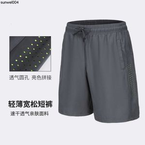 Designershorts Nieuwe explosies Herenshorts Zomer Sneldrogend Ademend Basketbal Hardlopen Rechte buis Lasergeperforeerde capri