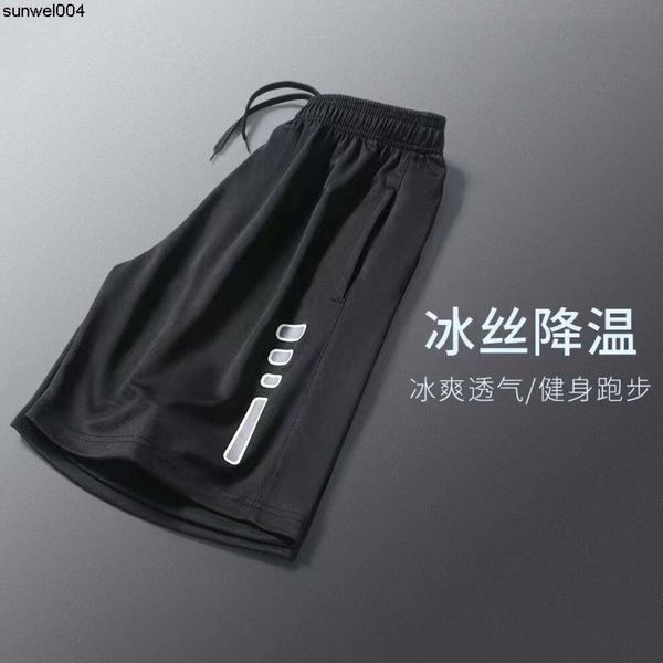 Pantalones cortos de diseño Nuevas explosiones Pantalones cortos para hombre Casual Secado rápido Correr Pantalones de baloncesto de seda de hielo Verano Fino Fútbol de playa Tendencia recortada suelta