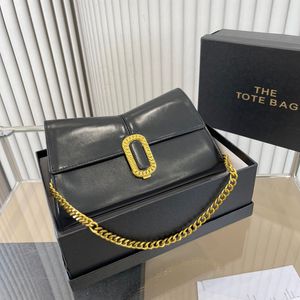 Bolso de hombro de diseñador Hebilla de metal Bolso con letras Mujer Crossbody Monedero de tamaño pequeño Bolsos de moda Bolso de mujer Calidad superior Muy buen regalo