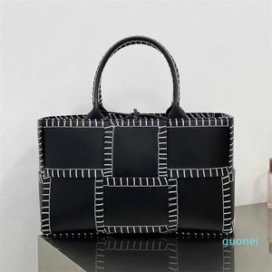 Designer-Umhängetaschen, modische Damenhandtasche und Geldbörsen, große quadratische Designer-Tragetasche aus Leder