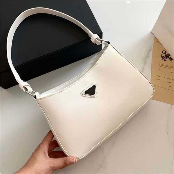 Diseñador Hombro Bolso de lujo Monedero Moda Totes de cuero Bolsa de calidad superior Media luna Crossbody Mujeres famosas Bolsas de mensajero Señora Monedero 70% de descuento en la venta en línea 3647