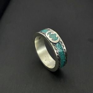 Ontwerper Sier Retro Distressed Green Emaille in elkaar grijpende Letter Modetrends Paar bijpassende ring