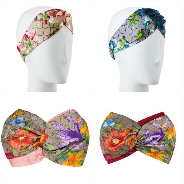 Designer Soie Bandeaux 2022 Nouvelle arrivée Femmes Filles Rouge Jaune Fleurs Bandes de cheveux Écharpe Accessoires de cheveux Cadeaux Headwraps Top Qual274E