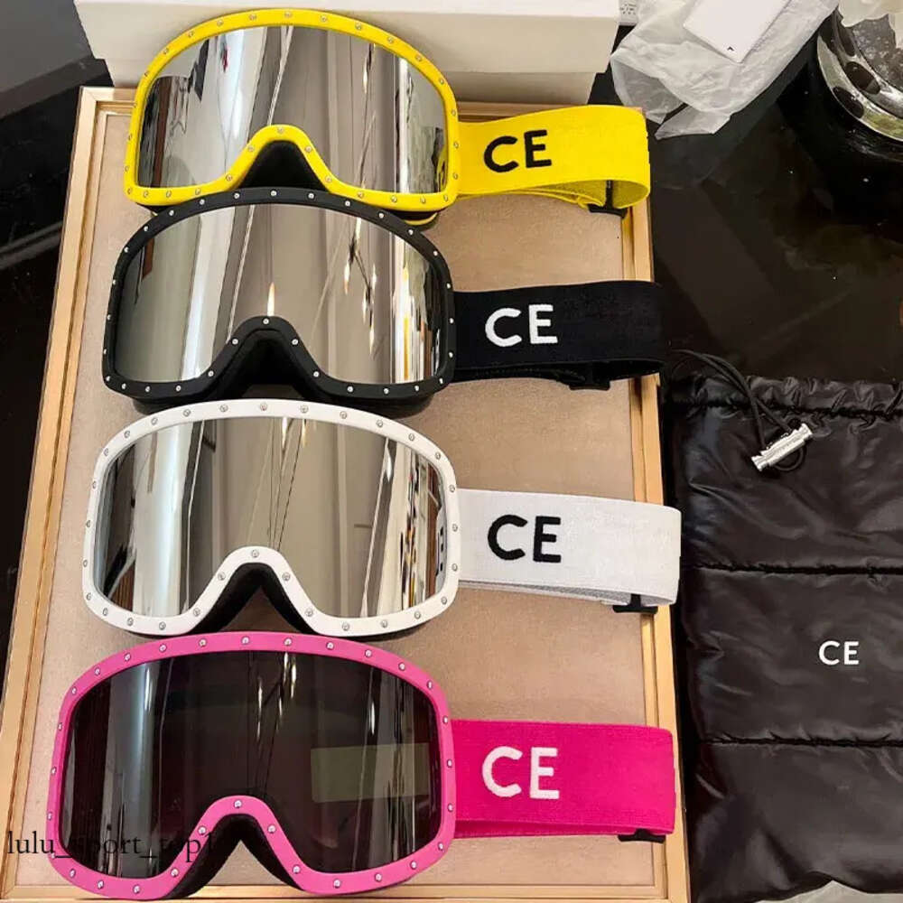 Designer Ski Goggles Skis Solglasögon Professionell toppkvalitet Pink Glasögon Blue Double-Layer Fog-Proof Winter Outdoor Snow Skiing 900