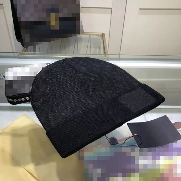 Designer Skull Caps Mode Pointillé Tricoté Bonnet Bonne Texture Cool Chapeau pour Homme Femme 4 Couleurs Haute Qualité ss