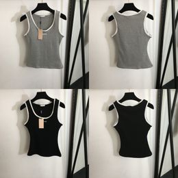 Diseñador Maneveless Knitted Vest Luxury Contrast Knits Slim Knits Tops Mujeres de tejido de tejido Summer Semana