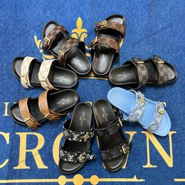 Designer Sliders Sandale Bom Dia Geuthine Leather Sandale Sandal Slipper Shoe Casual Summer Beach Sandale Gladiator Mules Hasp New Womans Mens Flat Slide 35-45