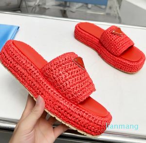 Designer Slides Luxury Sandals Dames glijden op gouden gesp slip op zwart bruin zwembad Dames casual sandalen