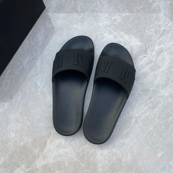 Designer Slides Sandalias Sandalias de ducha Slipers Impresión de cuero Cañas negras Sandalias de verano zapatillas de playa Panaderos de alta calidad hotel
