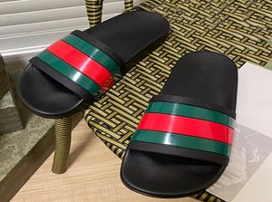 Designer glissades pour hommes pantoufles pantoufles d'été sandales de plage glissade plate-forme plate plate-forme de salle de bain sandali chaussures de maison tongs stripped3388533