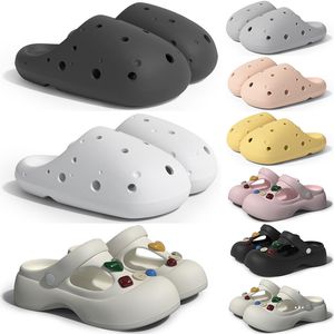 Livraison gratuite Designer Slides Sandal P2 Sliders Sliders pour hommes Femmes Sandales GAI Pantoufle Mules Hommes Femmes Pantoufles Formateurs Tongs Sandles Color46