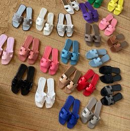 Designer Slides sandaal Slippers Strand Klassieke platte sandaal Luxe zomer Dame lederen slippers Dames