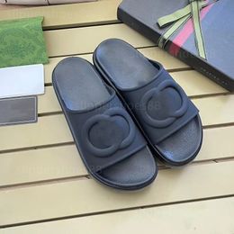 Designer glisse sandales pantoufles sandles pour femmes talons de plate-forme diaporne de sandale en caoutchouc étanche à plage curseurs pantoufle interlock sandale plate confortable chaussures sandle