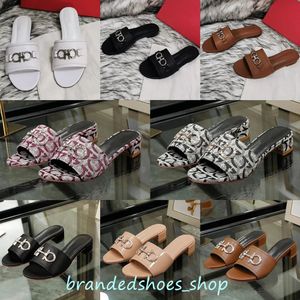 Designer slides Dames luxe vismond open teen strass gesp pantoffels middenhak 100% echt leer EU35-42 mode veelzijdige zomersandalen