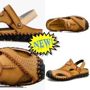 Designer Slides Femme Man Luxury Sandales Sandales Brand Sandales Real Leather Flip Flop Flats Slite Chaussures Casual Chaussures Eur 38-48