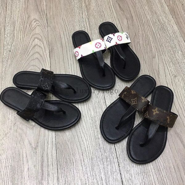 Designer glisses de sandale de sandale pour femmes flip flop de mode pantouflets de motif rayures caoutchouc fond de boucle vieille fleur de la plage d'été chaussures décontractées 5.7 01