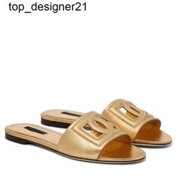 Zapatilla de diseñador 23SS Recorte de cuero Sandalias de mujer Zapatillas Pisos D-Corte Diapositivas de cuero Estilo recortado Sandalias de verano con punta abierta Zapatillas de diseñador de lujo