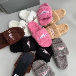 Designer Slipper Fluffy Pantoufles Diapositives Top Qualité Casual Chaussure Sandale Intérieur Femmes Hommes Chaussures Belle Maison d'hiver Noir Blanc Rose Fuzzy Flat Sliders