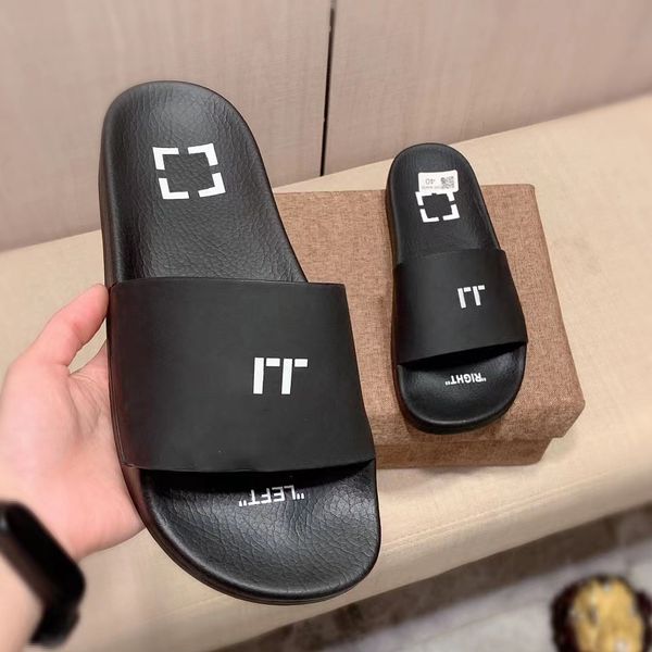 Designer Tazz Slipper Sandal Chaussures Casual Semelle en caoutchouc Slide Off Sneaker Chaussure de luxe pour femme Mens Noir Blanc Mule Sliders Plage Talon plat Fille Bureau Mocassin Sandale