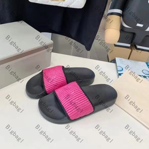 Designer Slipper Vrouwen Slippers Gehaakte Sandaal Afdrukken Slides Geborduurde Wol Rubber Slide Size35-41
