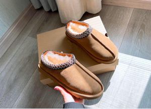 Designer Slippers Australia Boots Boots Fashion Booties Femme Chaussures Chaussures chaudes Plateforme de shearling Pancy Slipper Boes Snow Botes Chestnut Winter Tgao