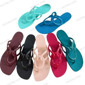 Diseñador Slippers Chain Jelly Sandals Summer Flat Sandal Sandal Slipper Piscina al aire libre zapatillas informales de moda