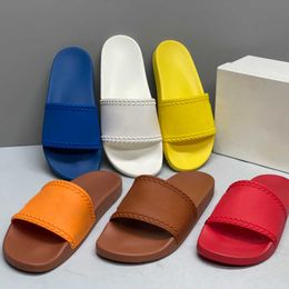 Pantoufles de créateurs pour hommes femmes diapositives sandales plates plate-forme en caoutchouc Visetos pantoufle mode été chaussures de plage avec boîte NO465