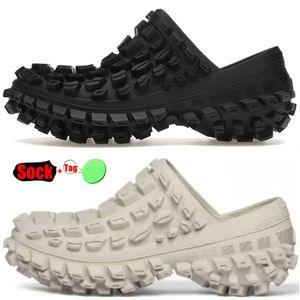 Zapatillas de diseñador Hombres Mujeres Defender Clog Zapatilla de deporte de goma negra Sandalias de neumáticos Zapatos de plataforma gruesos casuales Suela gruesa Marcas de lujo para hombre Entrenadores de moda 38-45