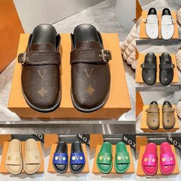 Designer Slippers Rubber Luxury Femmes Sandales Fashion Beach Sandals Men's Bun Toe Support Chaussures Casual En cuir en cuir Real Cuir Femme Pantoufle Plats