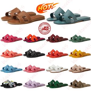 Designer slippers schuift klassiek Flat Summer Beach Lazy Fashion Cartoon Big Head Rubber Flop Flops Lederen Slippers Damesschoenen Sexy Sandalen