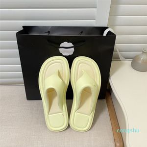 Designer Slippers Slides Cross string Sandalen voor Vrouwen Luxe Mode Slippers Zomer Strand Vakantie Comfort Padded Casual Schoenen 221
