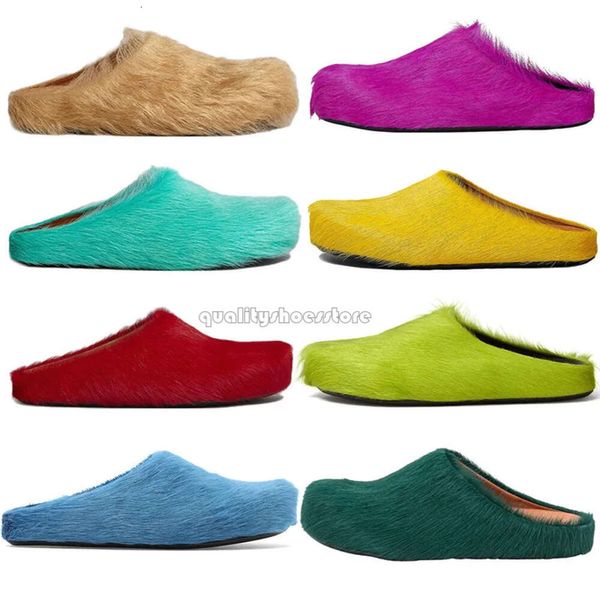 Slippers de créateurs avec sauts de vache longs Sandales Fussbett Sandales Green Yellow Green Ourdoor Indoor Chaussures pour hommes