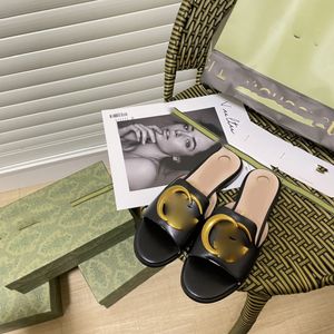 Designer Pantoufles Femmes de luxe en cuir véritable sandales d'été plat pantoufle en métal logo en peau de mouton mode chaussures de plage 35-42 avec boîte