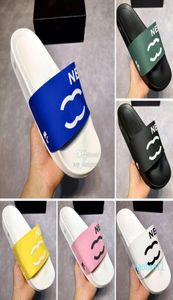 Designer Slippers Femmes hommes glissantes Chaussures Sandales de plage Eur 35456014034