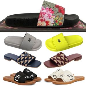 Diapositives de plage pantoufles de créateur femmes hommes sandales chaussures de maison de luxe taille 36-46 TOPDESIGNERS099