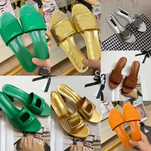 Designer Slippers Dames Room Slijbanen Slides Letter Hollow Luxury Sandalen Zomer Casual vloerglaasjes Sandalen Sandalen Vrouw Muildieren Sandles Beach schoenen met doos