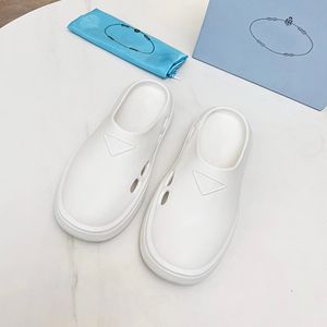 Designer Slippers Vrouwen Sandalen Mode Heren Luxe Strandschoenen Dikke Bodem Antislip Klassieke Gat Slipper Comfortabele Hoge Kwaliteit